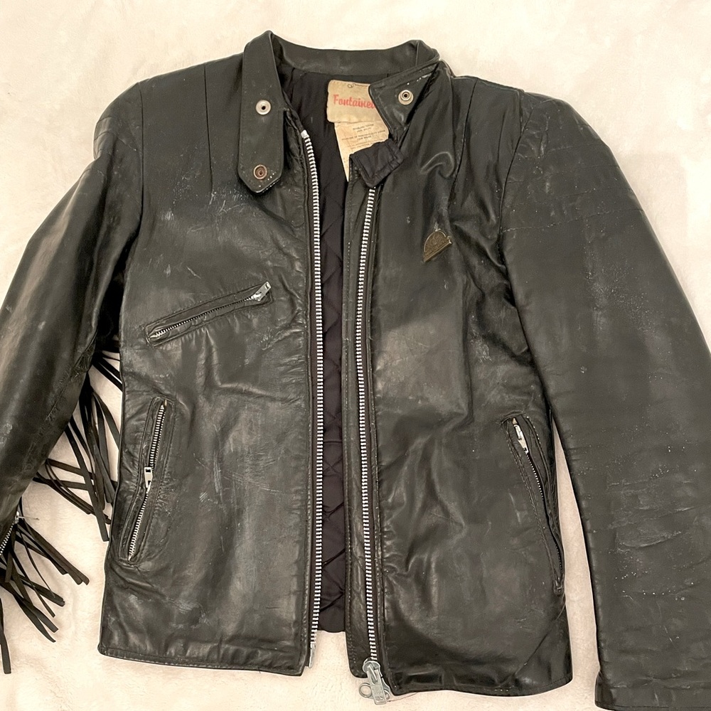 Vintage leather jacket with fringes